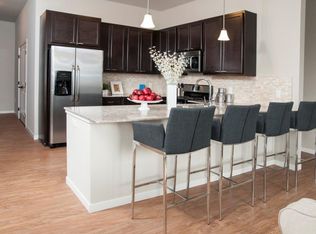 9731 Minnetonka Blvd APT 320, Minnetonka, MN 55305