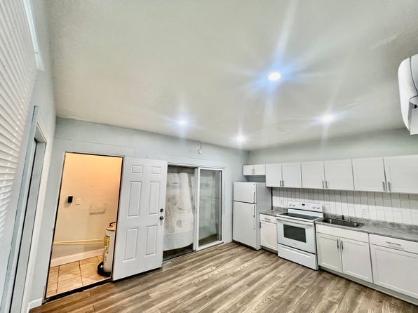 9310 N Dartmouth Ave #2