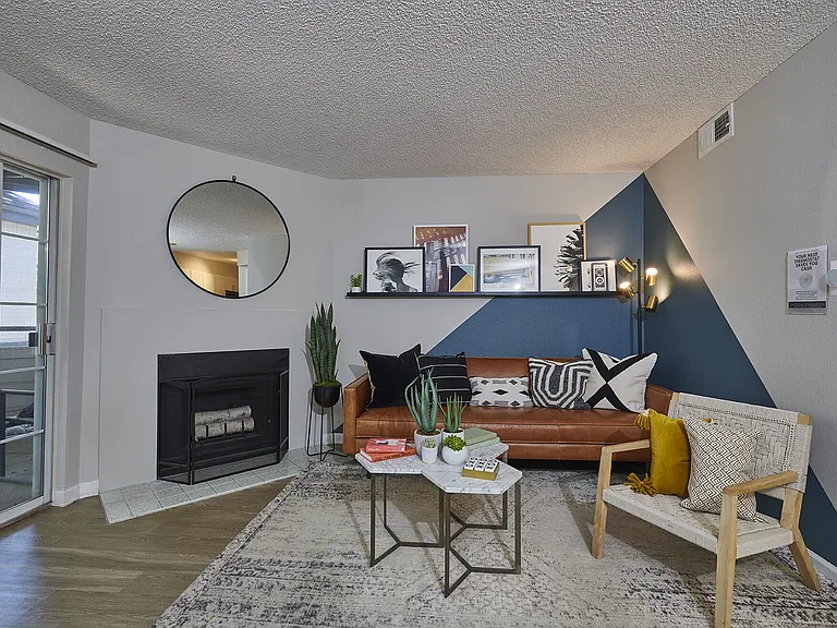 Village Creek Apartments — Photo 1
