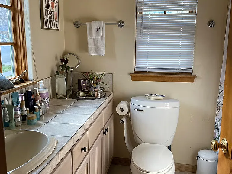 1019 Bennett Ave #B — Photo 8
