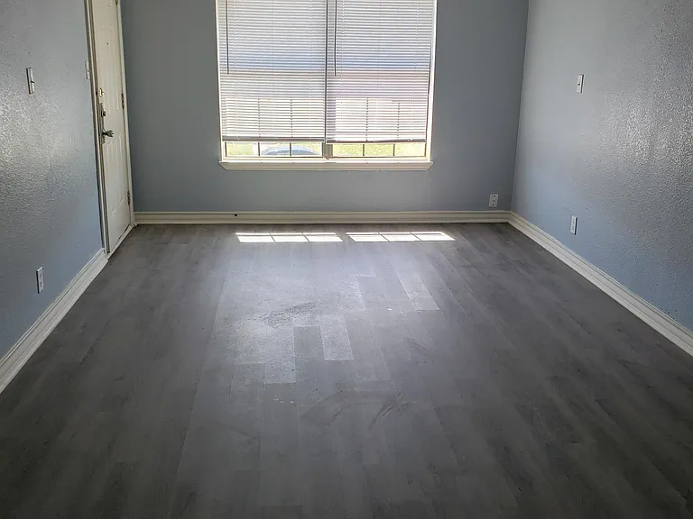 901 Sissom Rd #3 — Photo 6