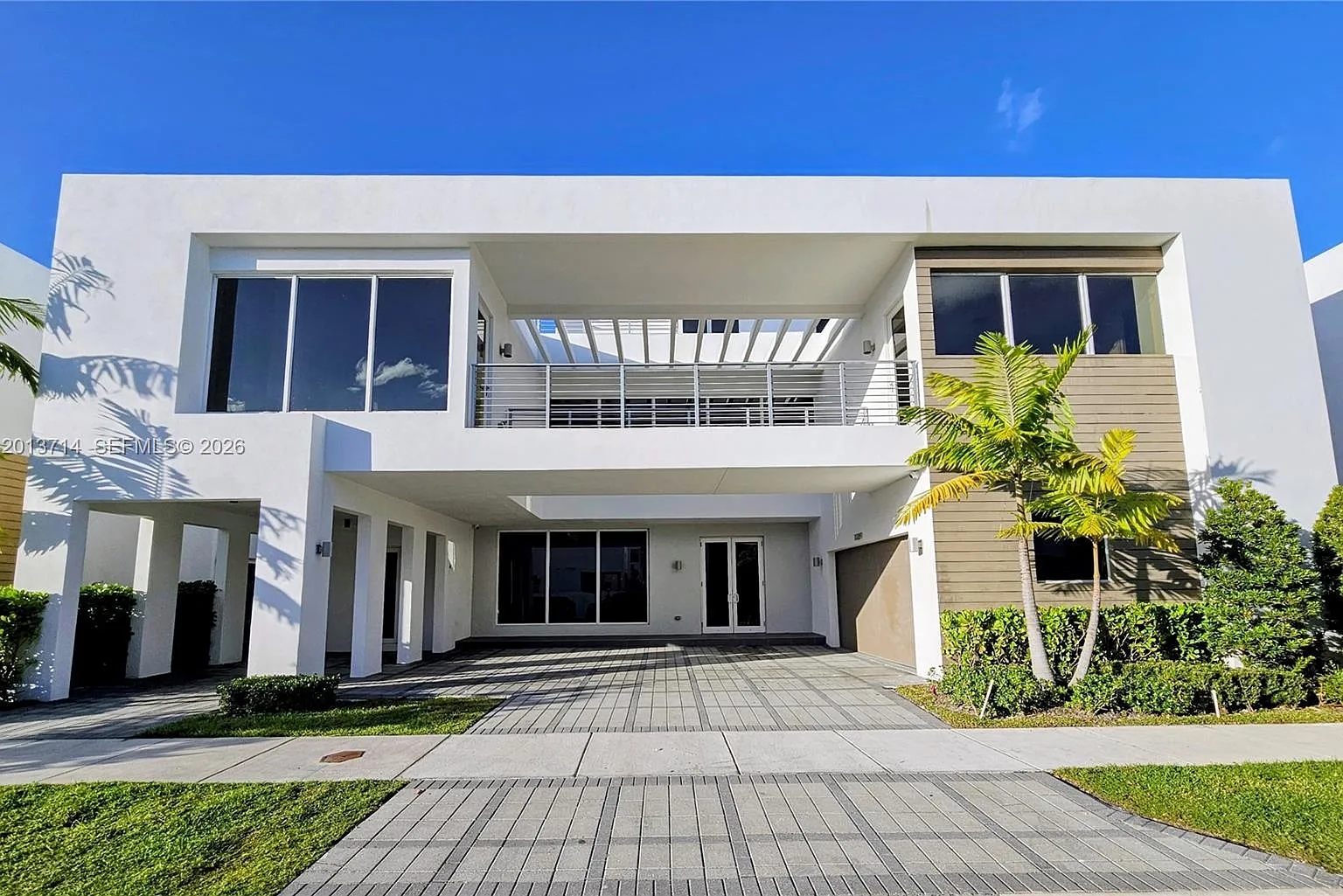 Doral Commons Residential — Photo 1