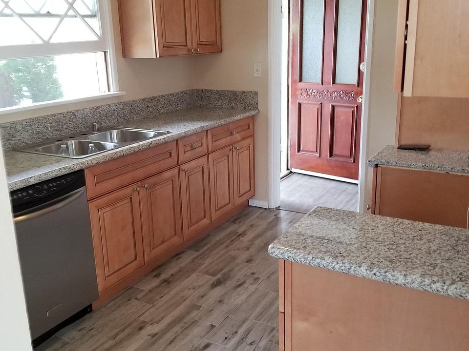 1st image of 8114 Mason Ave
