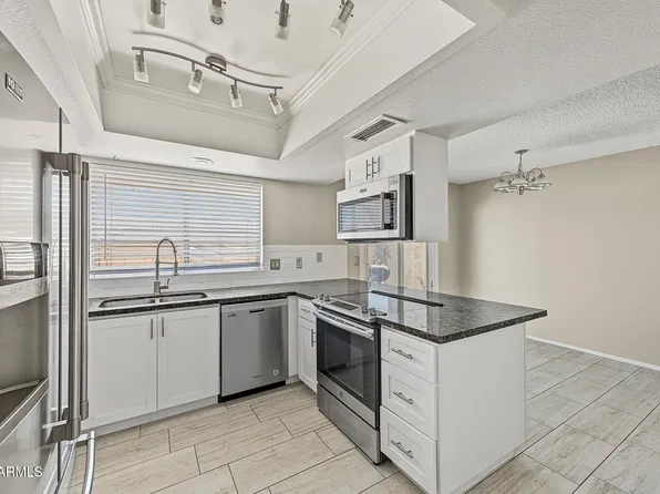 2106 W PONTIAC Drive, Phoenix, AZ 85027