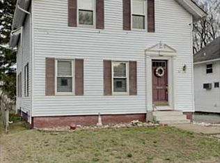 28 Duane St, Warwick, RI 02818