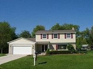 25147 Branchaster Rd, Farmington Hills, MI 48336