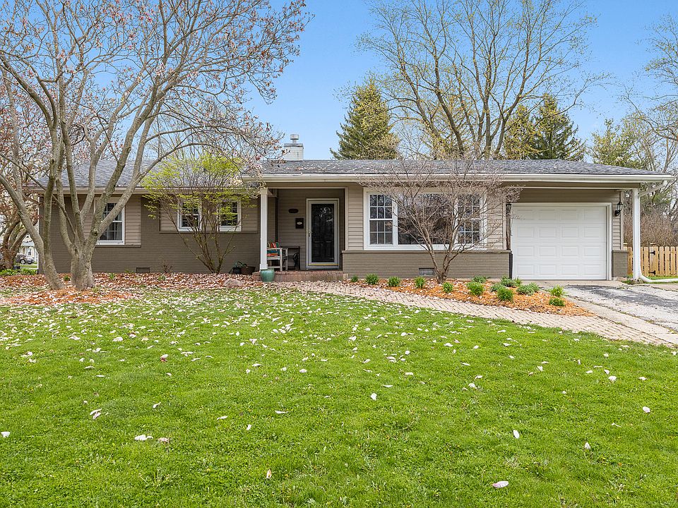 1st image of 6624 Blackstone Dr