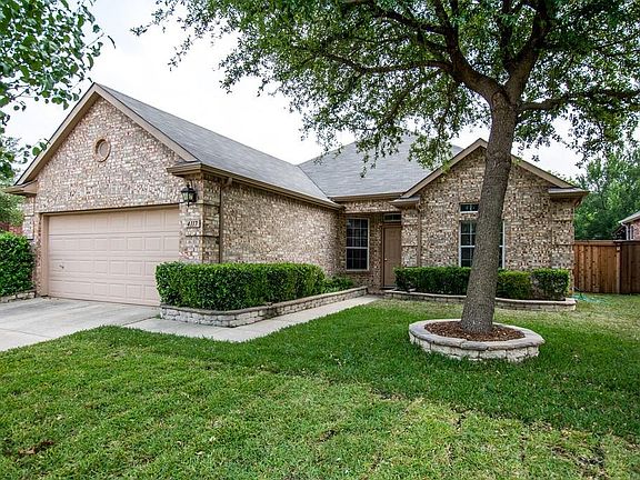 3rd image of 4117 Hawkins Dr
