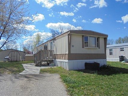 2nd image of 3323 Iowa St Lot 254