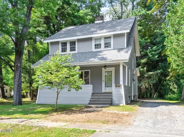 11 Albright Place, Delmar, NY 12054