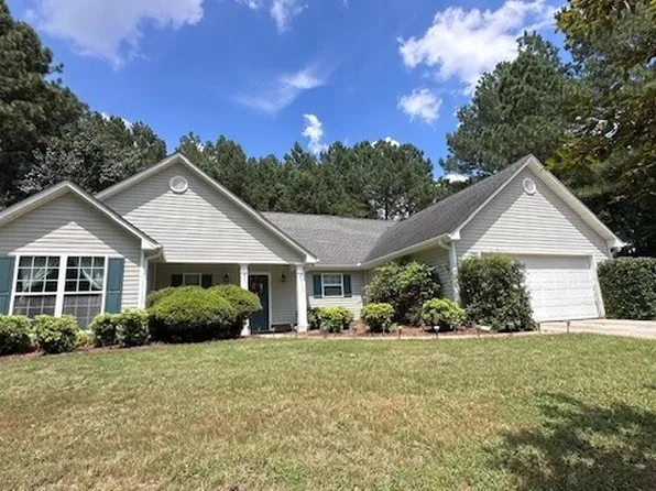 418 Pine Ridge Cir, Winterville, GA 30683