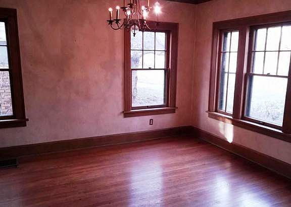4th image of 720 Paris Ave