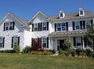 3541 Tournament Dr, Elgin, IL 60124