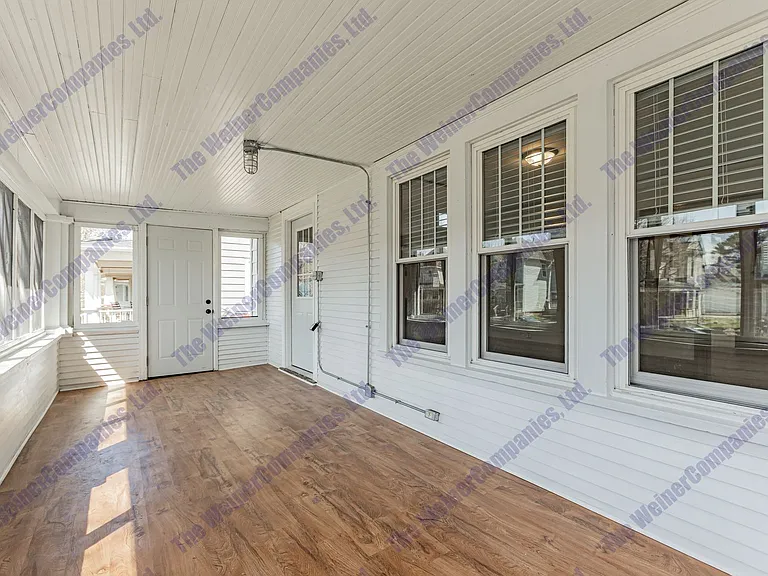 606 W White St — Photo 10