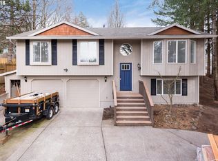 37685 Sandy Heights St, Sandy, OR 97055