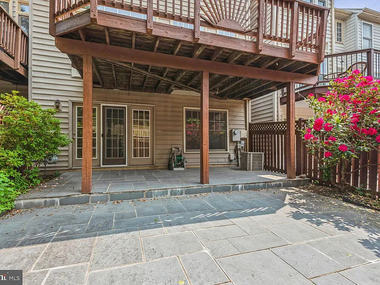 1782 Dawson St — Photo 17