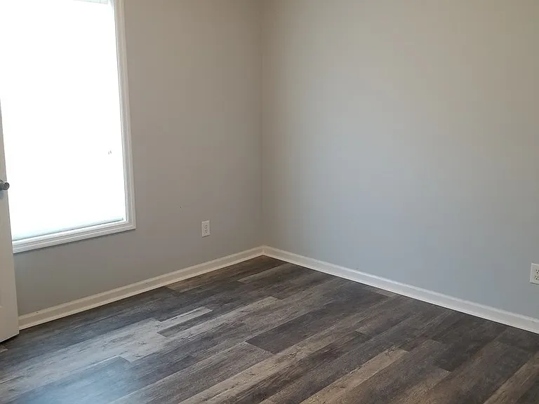15 Coats Cir — Photo 7