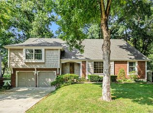 4924 W 96th St, Overland Park, KS 66207