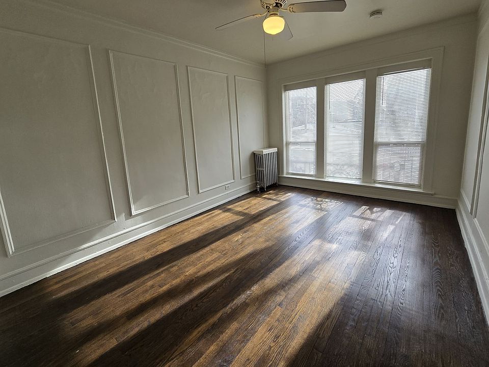 1st image of 4901 N Christiana Ave APT 4