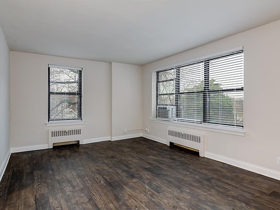 5th image of 6244 Oakland Ave #106A