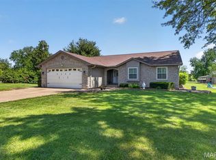 2042 Saint Paul Rd, O'Fallon, MO 63366