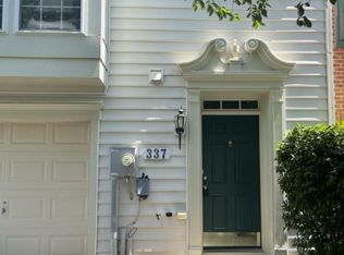 337 Lantern Ln, Chambersburg, PA 17201