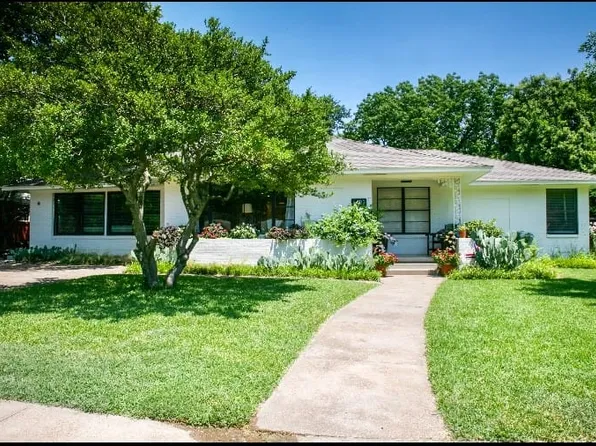 6423 Dunstan Ln, Dallas, TX 75214