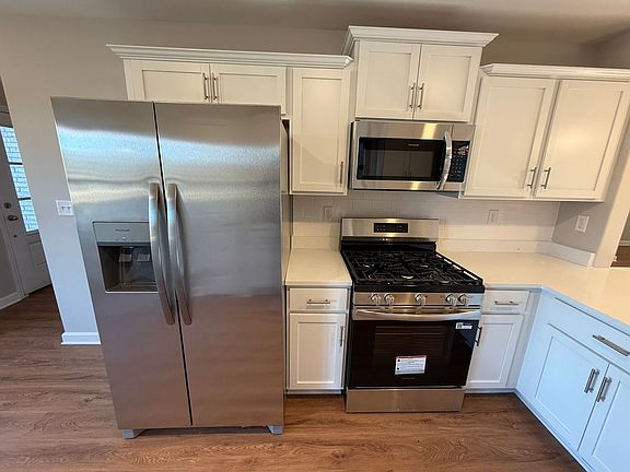 5th image of 9687 Bloomington Cir S