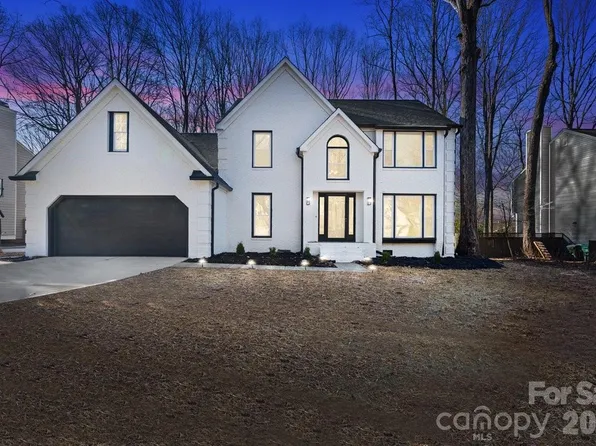 2124 Annecy Dr, Matthews, NC 28105