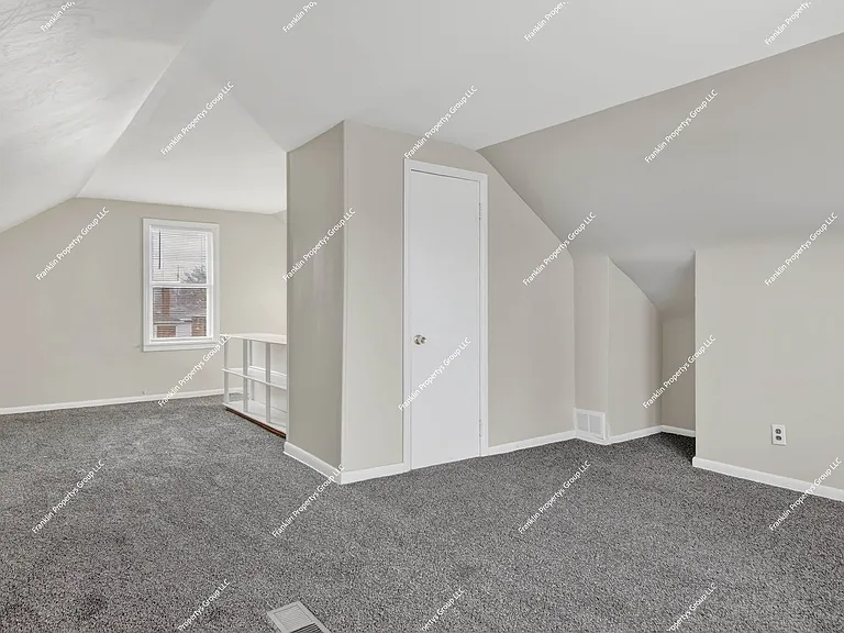 19810 Blackstone St — Photo 24