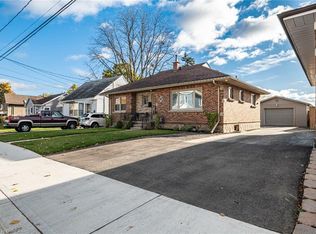 37 High St, Brantford, ON N3R3Y3