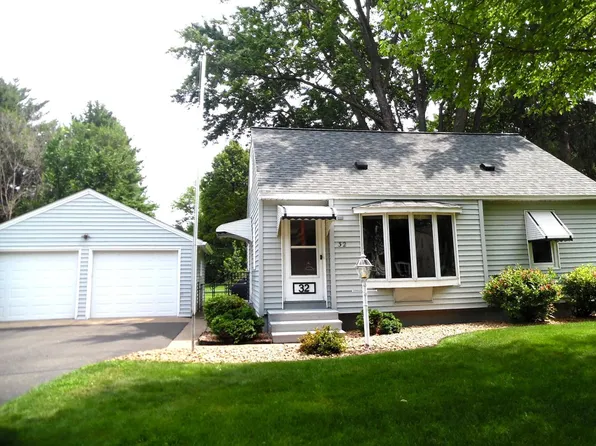 32 Center Rd, Circle Pines, MN 55014