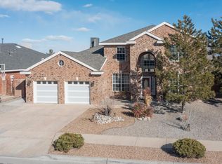 10108 Wickenburg St NW, Albuquerque, NM 87114