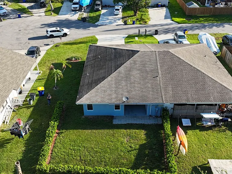 4488 SE Salvatori Rd — Photo 45