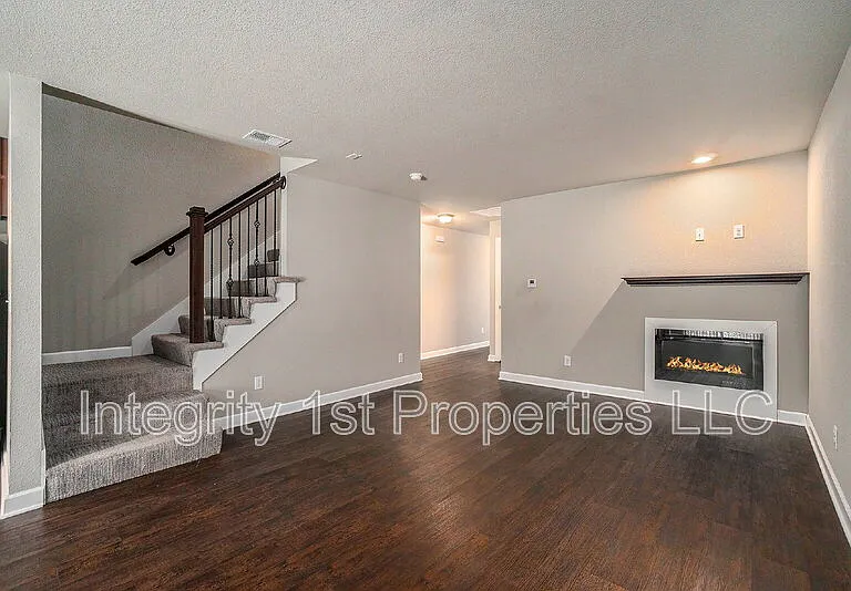 6303 NE 44th St — Photo 5