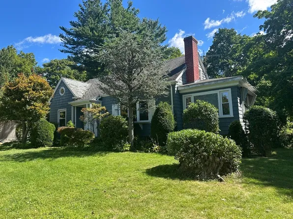 264 Brattle St, Holden, MA 01520