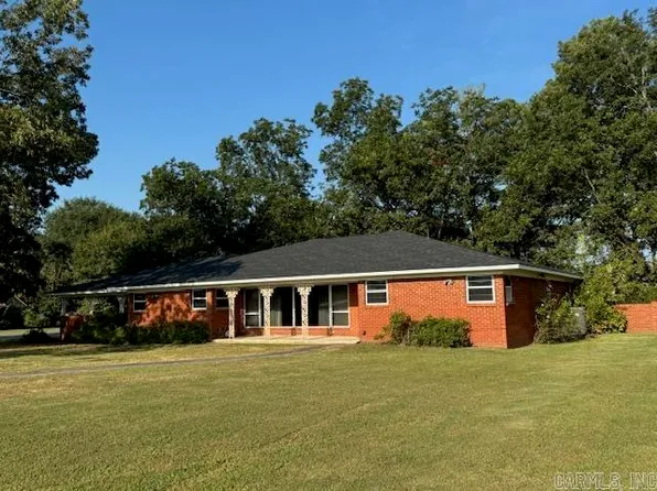 701 N Center St, Carlisle, AR 72024