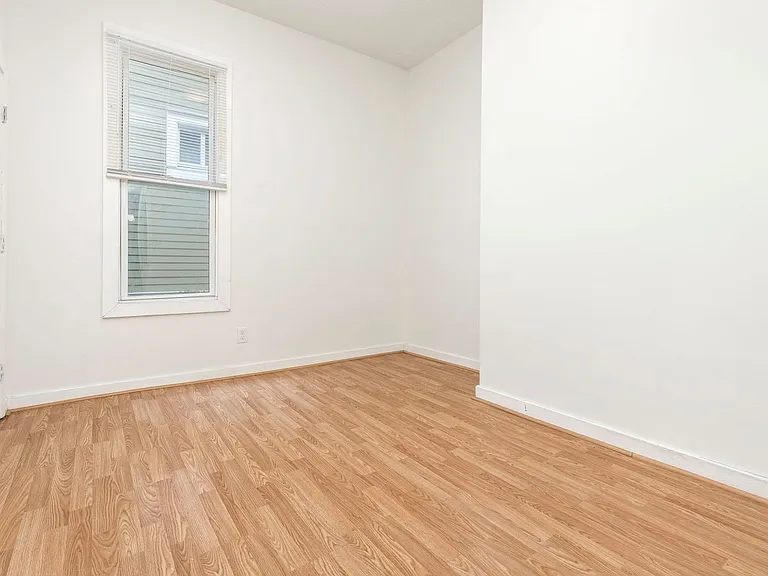 522 Zane Street — Photo 14