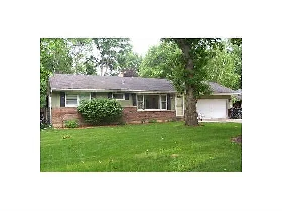 1427 Fulton Ave photo 1