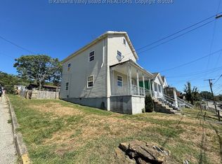 1230 Stuart St, Charleston, WV 25302