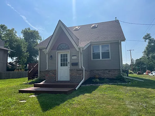 3948 43rd St Photo 1