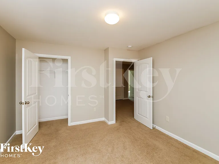 90 Westin Way — Photo 10