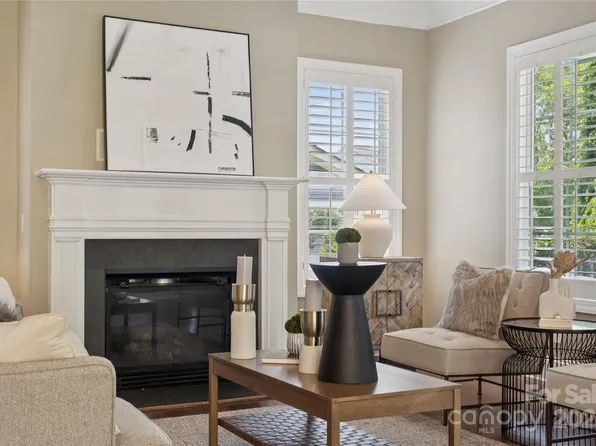 12525 Druids Glen Dr, Pineville, NC 28134