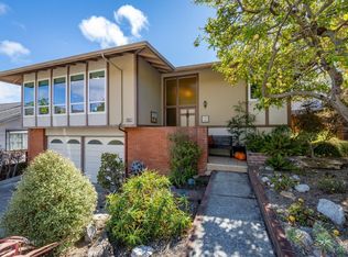 1079 Park Pacifica Ave, Pacifica, CA 94044