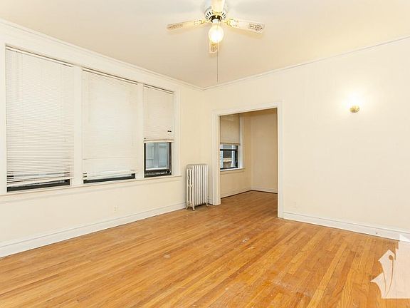 3rd image of 428 W Surf St #205