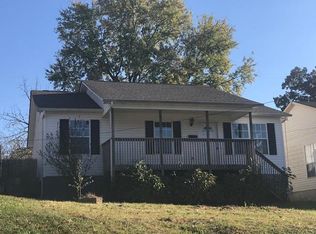 2218 Coker Ave, Knoxville, TN 37917