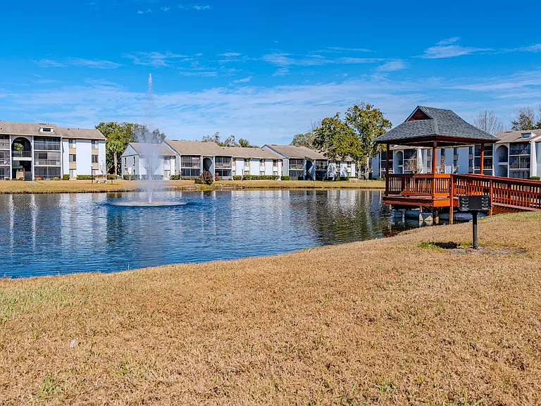 8215 Sun Spring Cir #23 — Photo 40