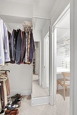 Sold by Compass | media 6