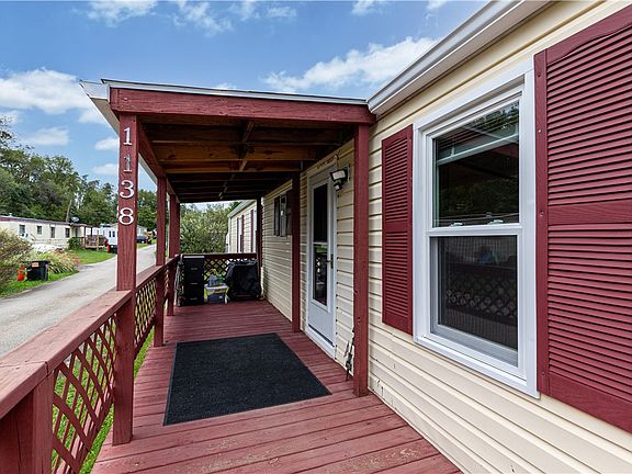 3rd image of 1138 N Branch Rd