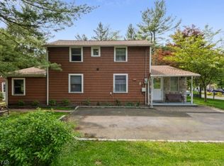 202 5th St, Green Brook, NJ 08812